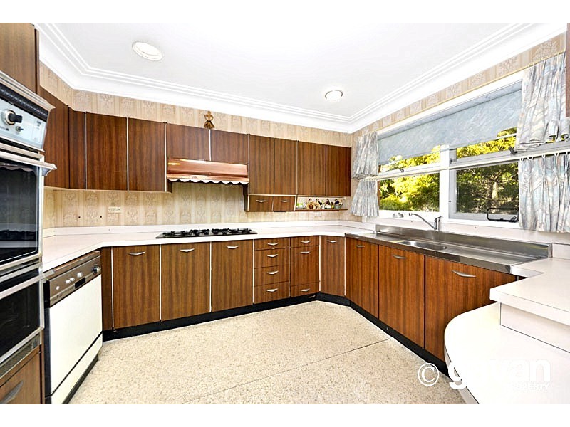 32 Morshead Dr, Connells Point NSW 2221