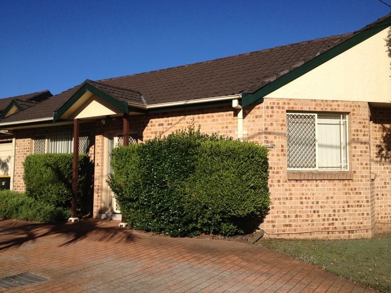 4/6 Delves Street, Mortdale NSW 2223