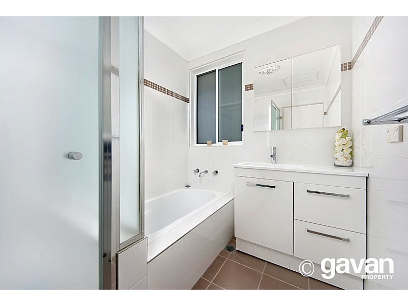 11 Lesley Crescent, Mortdale NSW 2223