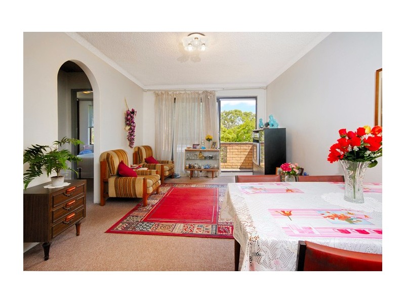 18/15-21 Oxford Street, Mortdale NSW 2223