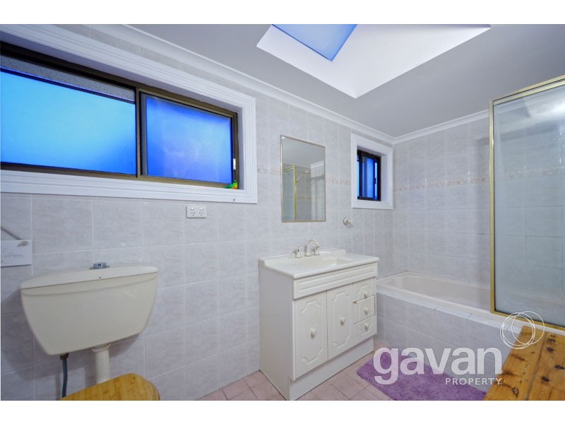 27 Holley Road, Beverly Hills NSW 2209