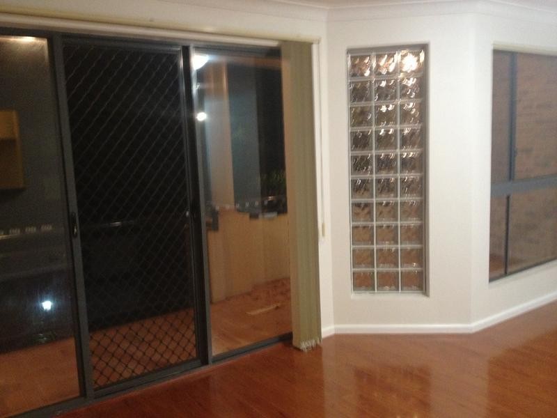 2/11 Andover Street, Carlton NSW 2218