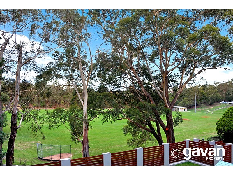 52 Allwood Crescent, Lugarno NSW 2210