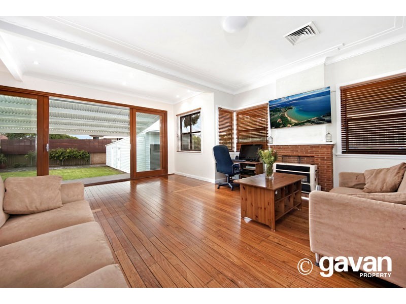 16 Highland Road, Peakhurst NSW 2210