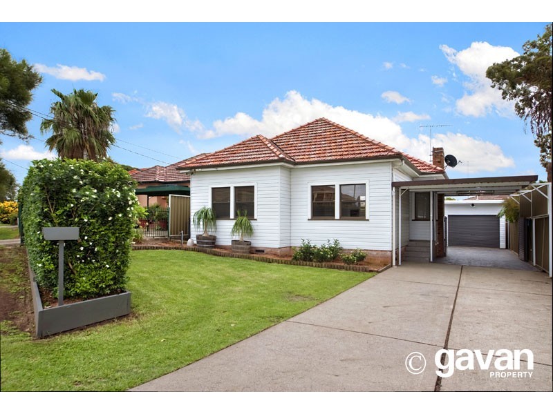 16 Highland Road, Peakhurst NSW 2210