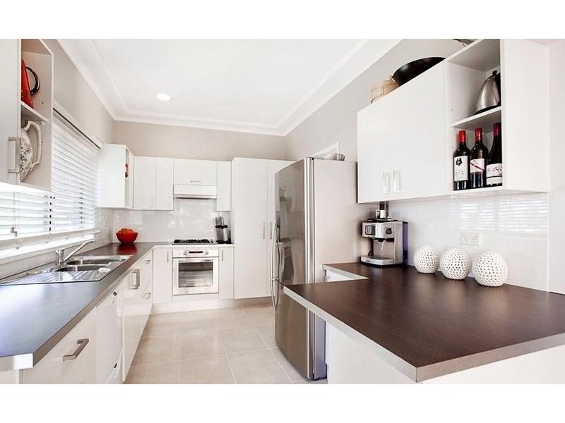 24 Evans Street, Peakhurst NSW 2210