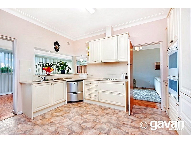 3 Marie Dodd Crescent, Blakehurst NSW 2221