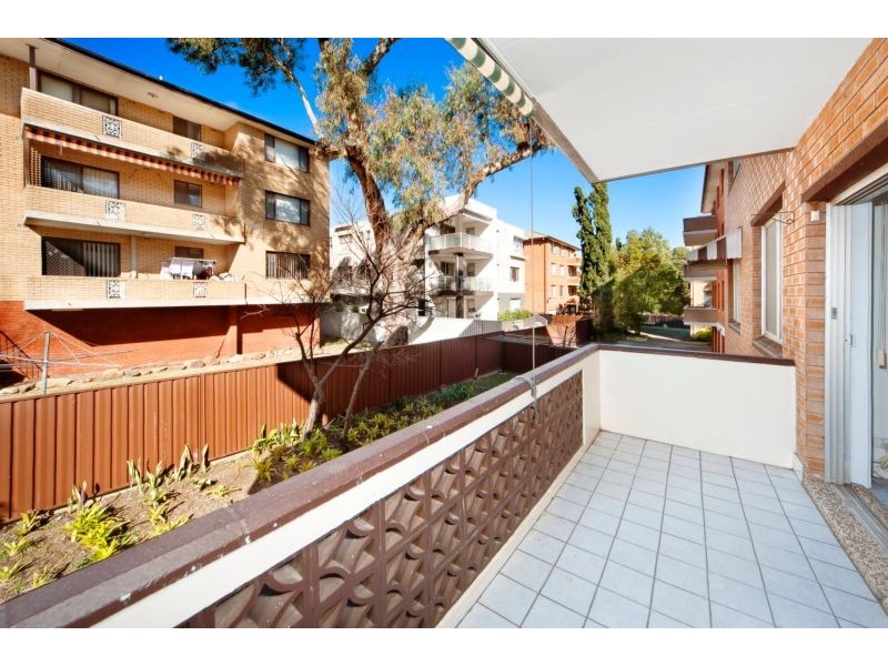 1/17 Martin Place, Mortdale NSW 2223