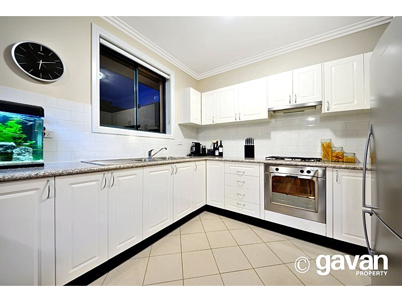 2/6 Elwin Street, Peakhurst NSW 2210