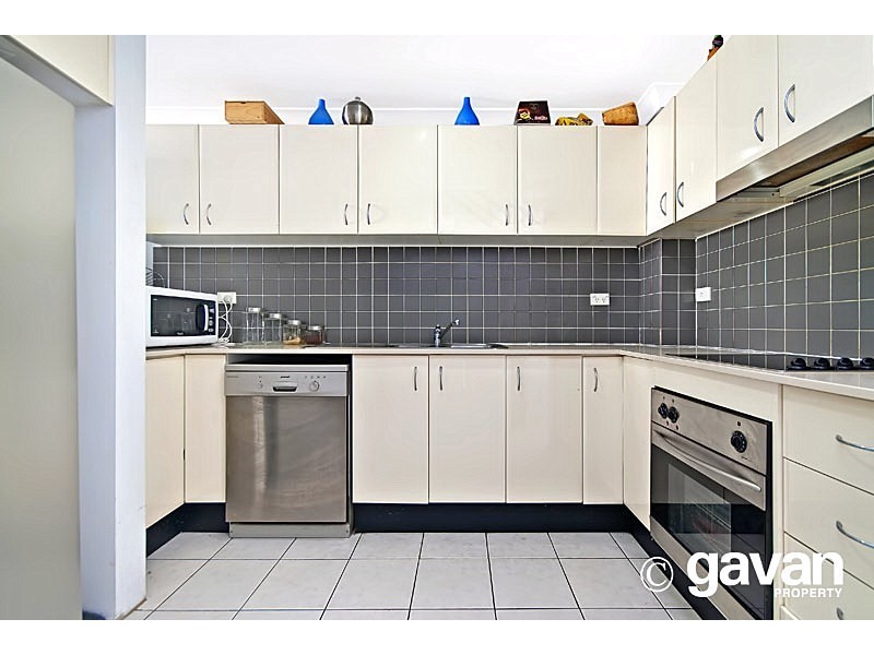 2/24 Greenacre Road, South Hurstville NSW 2221