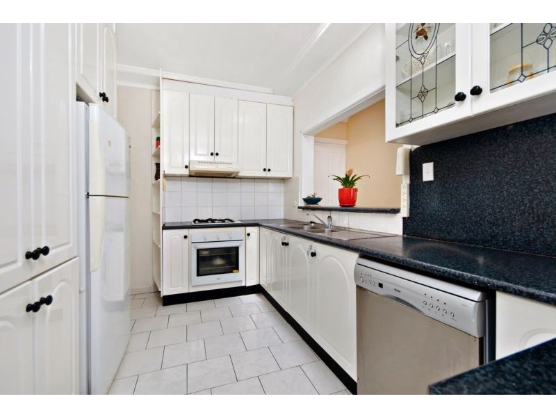 4 Faye Avenue, Blakehurst NSW 2221