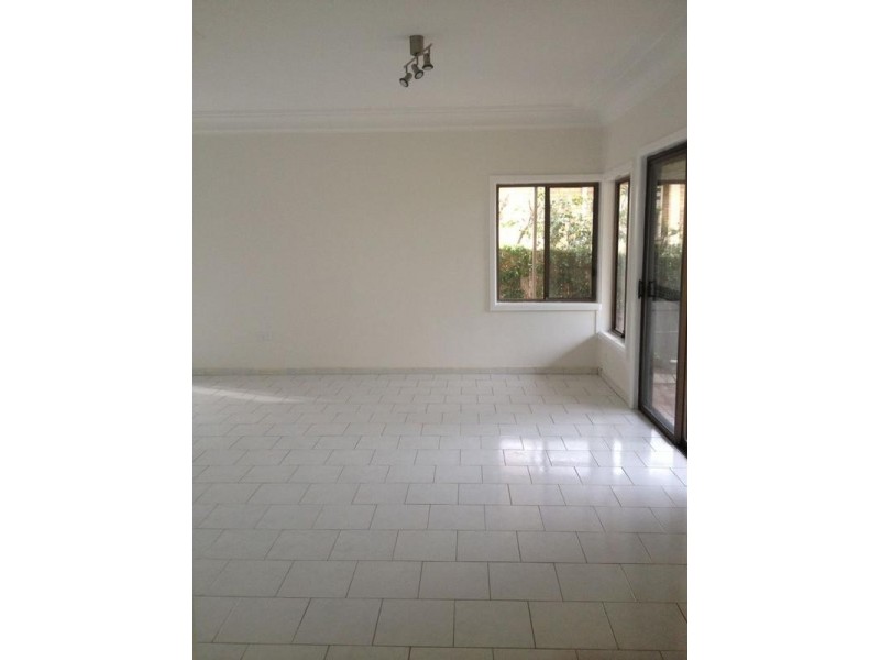 4 Faye Avenue, Blakehurst NSW 2221