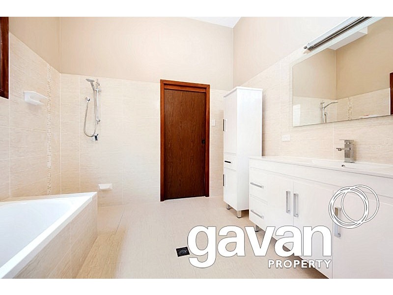 72 Morshead Drive, Connells Point NSW 2221