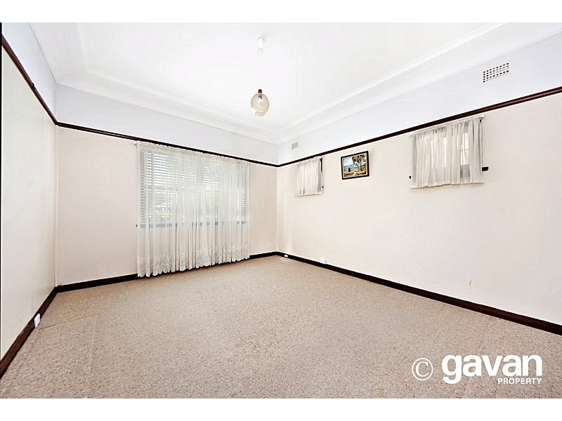 15 Scott Street, Mortdale NSW 2223