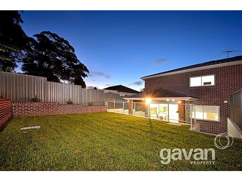 37 Trafalgar Street, Peakhurst NSW 2210