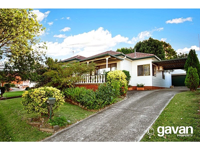 8 Walker Street, Peakhurst NSW 2210