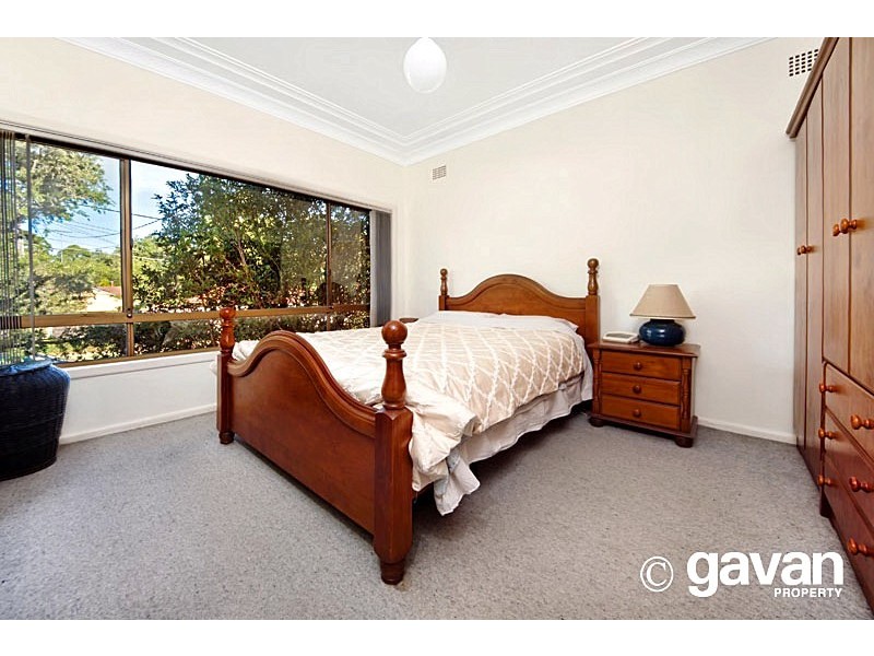 8 Walker Street, Peakhurst NSW 2210