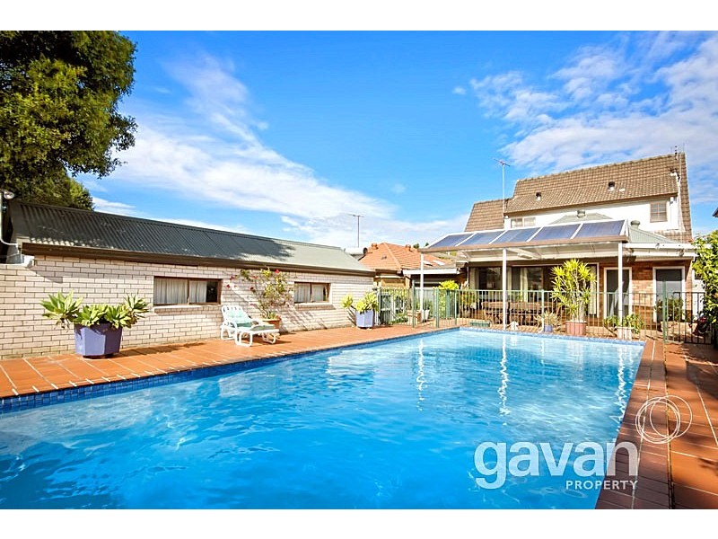 16 Empire Ave, Blakehurst NSW 2221