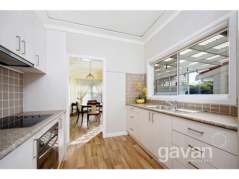 809 Henry Lawson Drive, Picnic Point NSW 2213