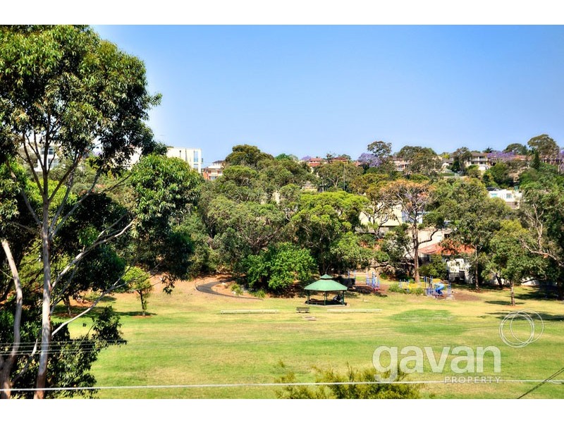 18 Kyle Pde, Kyle Bay NSW 2221