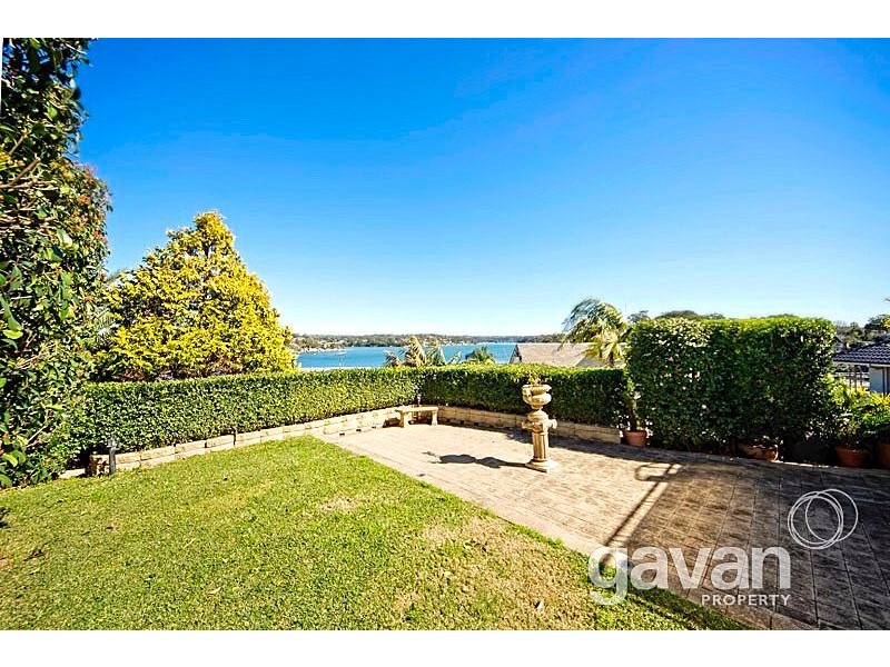 34 Pleasant Way, Blakehurst NSW 2221