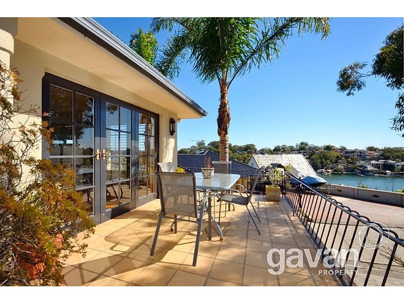 34 Pleasant Way, Blakehurst NSW 2221