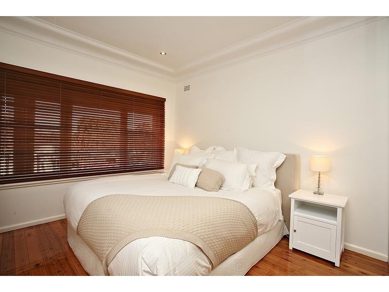 84 Grove Avenue, Hurstville Grove NSW 2220