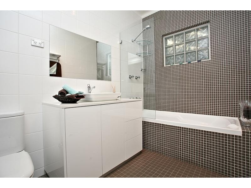 84 Grove Avenue, Hurstville Grove NSW 2220