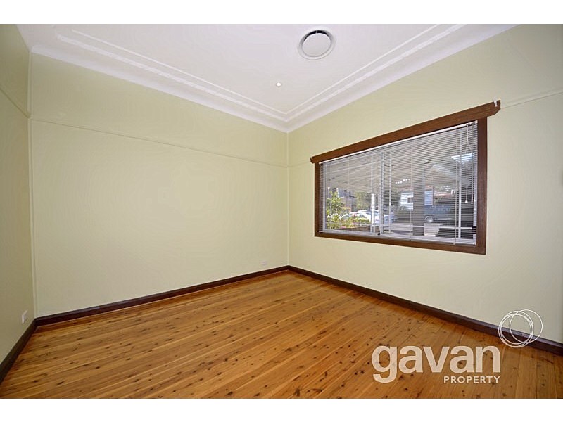 247 Carrington Ave, Hurstville NSW 2220