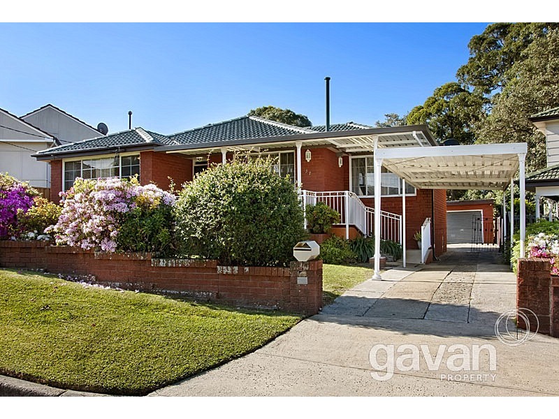 37 Holley Road, Beverly Hills NSW 2209