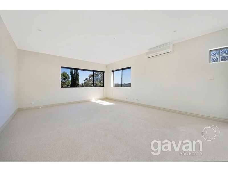 4 Lorna Avenue, Blakehurst NSW 2221