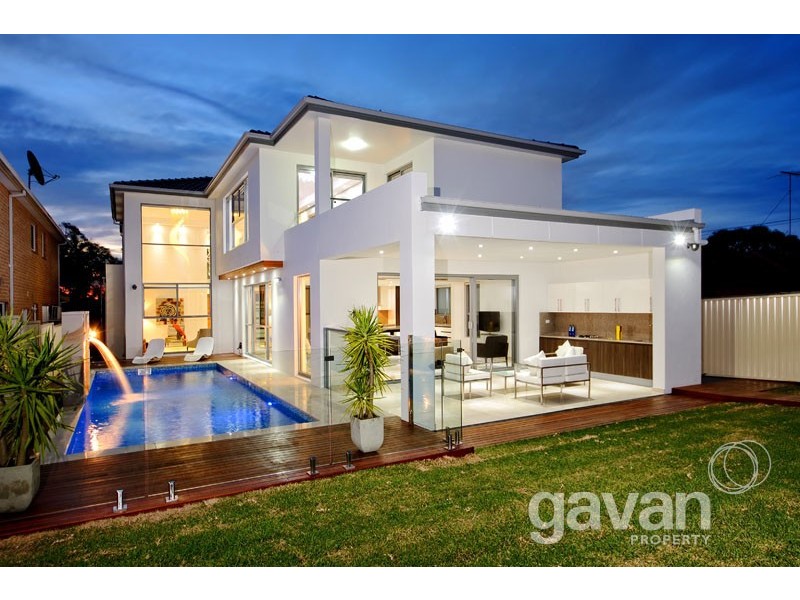 2A Bayswater Avenue, Hurstville Grove NSW 2220