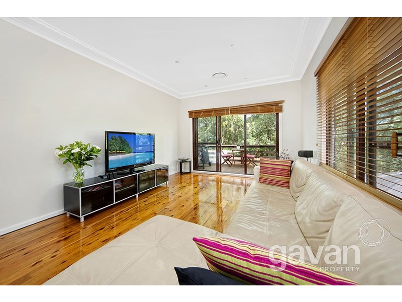 9 Linden Crescent, Lugarno NSW 2210