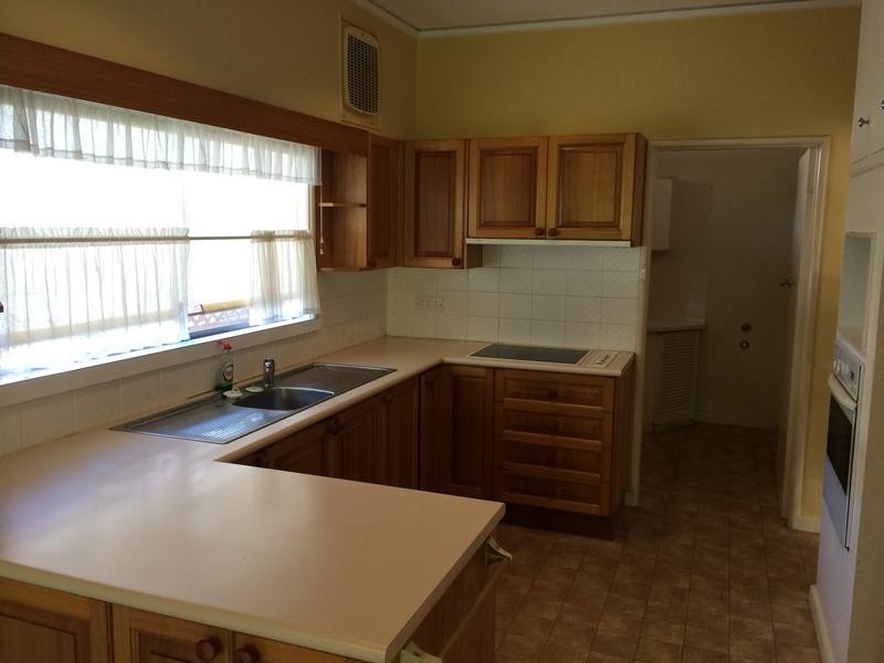 13 Macken Street, Oatley NSW 2223