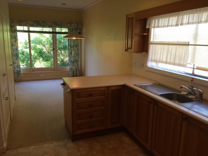 13 Macken Street, Oatley NSW 2223