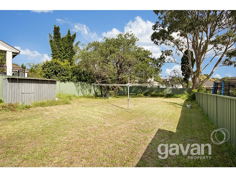 48 Gungah Bay Rd, Oatley NSW 2223