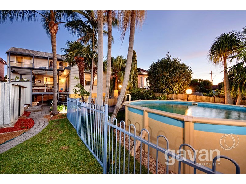 62 Bungalow Road, Peakhurst NSW 2210