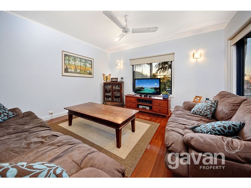 62 Bungalow Road, Peakhurst NSW 2210