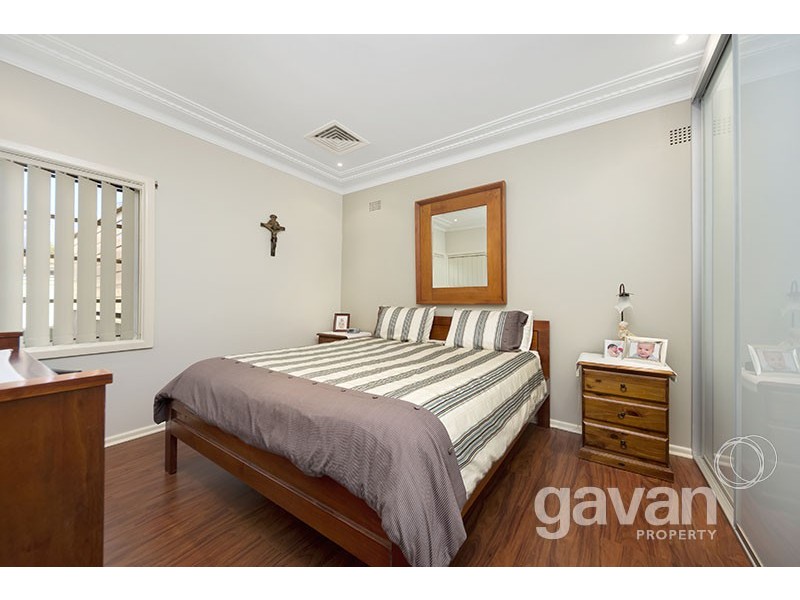 4 Tonitto Avenue, Peakhurst NSW 2210