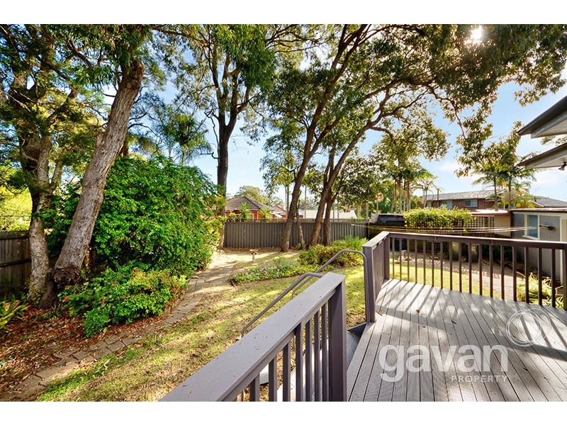 5 Simone Place, Peakhurst NSW 2210