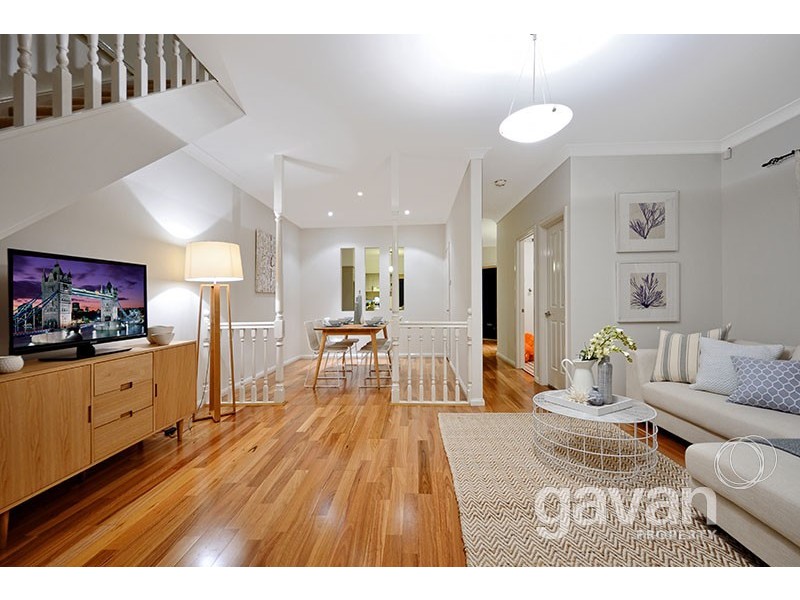 7b Carrington Ave, Mortdale NSW 2223