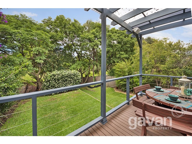 1 Walker Avenue, Peakhurst NSW 2210