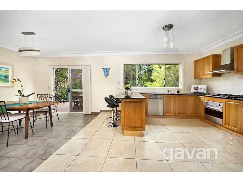 1 Walker Avenue, Peakhurst NSW 2210