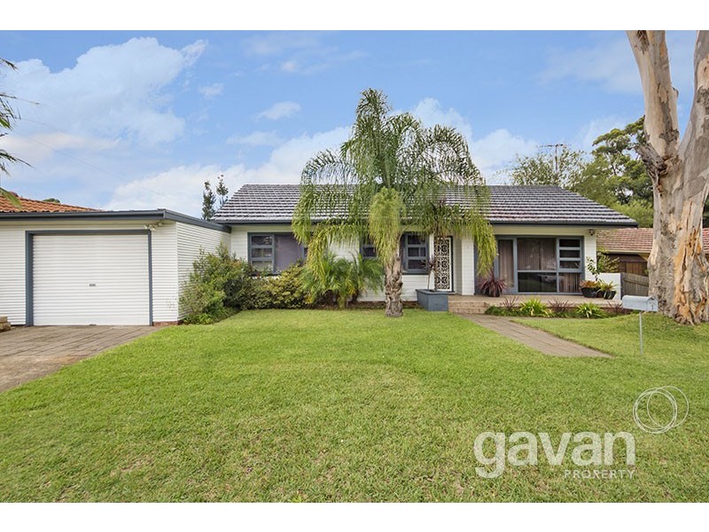 1 Walker Avenue, Peakhurst NSW 2210
