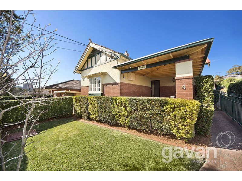 4 Hampton St, Hurstville Grove NSW 2220