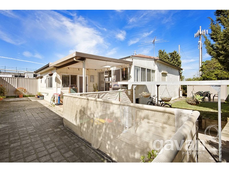 126 Boundary Road, Peakhurst NSW 2210