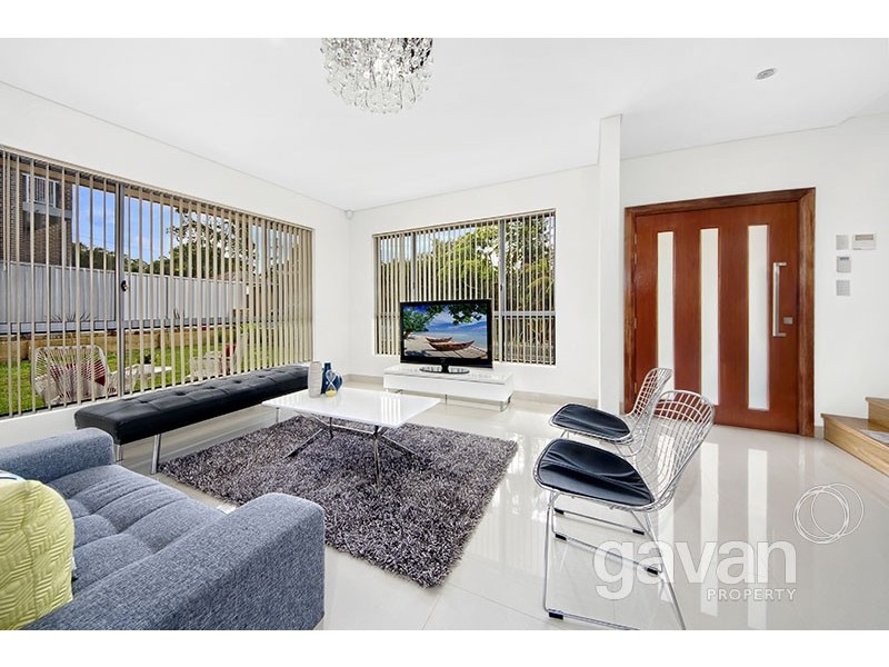 3 Queens Lane, Mortdale NSW 2223