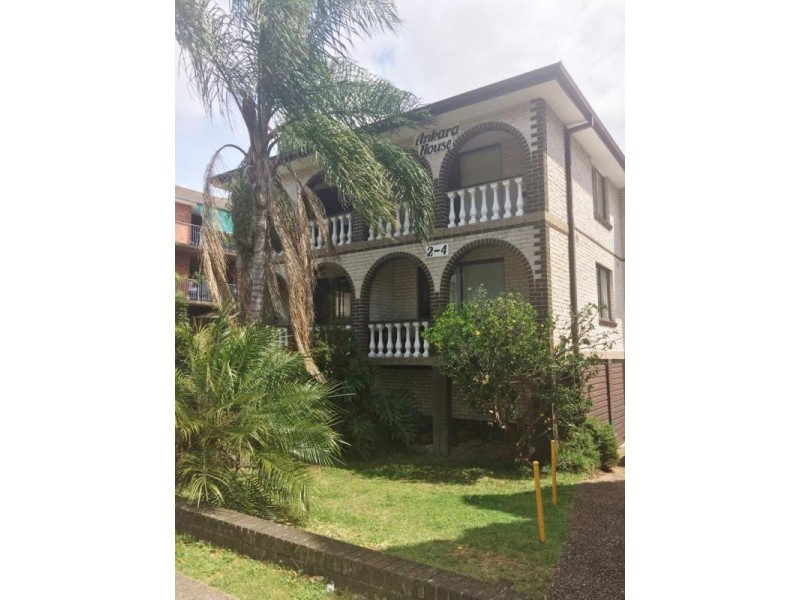 2/2-4 Macquarie Place, Mortdale NSW 2223