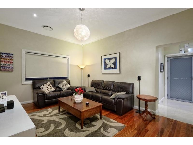 82 Hillcrest Avenue, Hurstville Grove NSW 2220