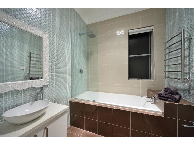 82 Hillcrest Avenue, Hurstville Grove NSW 2220
